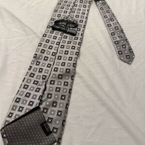 Comfort Zone Silver Geometric Men's Tie
